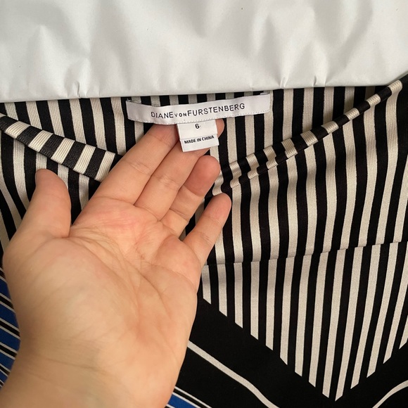 DVF Ruri dress sailor chevron lily print size 6 - Picture 3 of 6